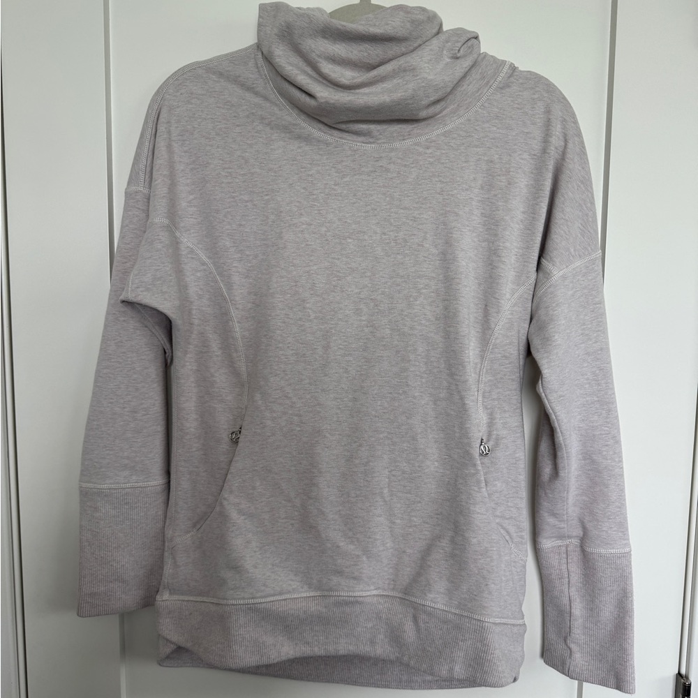 Lululemon Women’s Gray Long Sleeve Rest Day Cowlneck Pullover Sweatshirt  Size 6